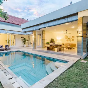  Villa Av Melati